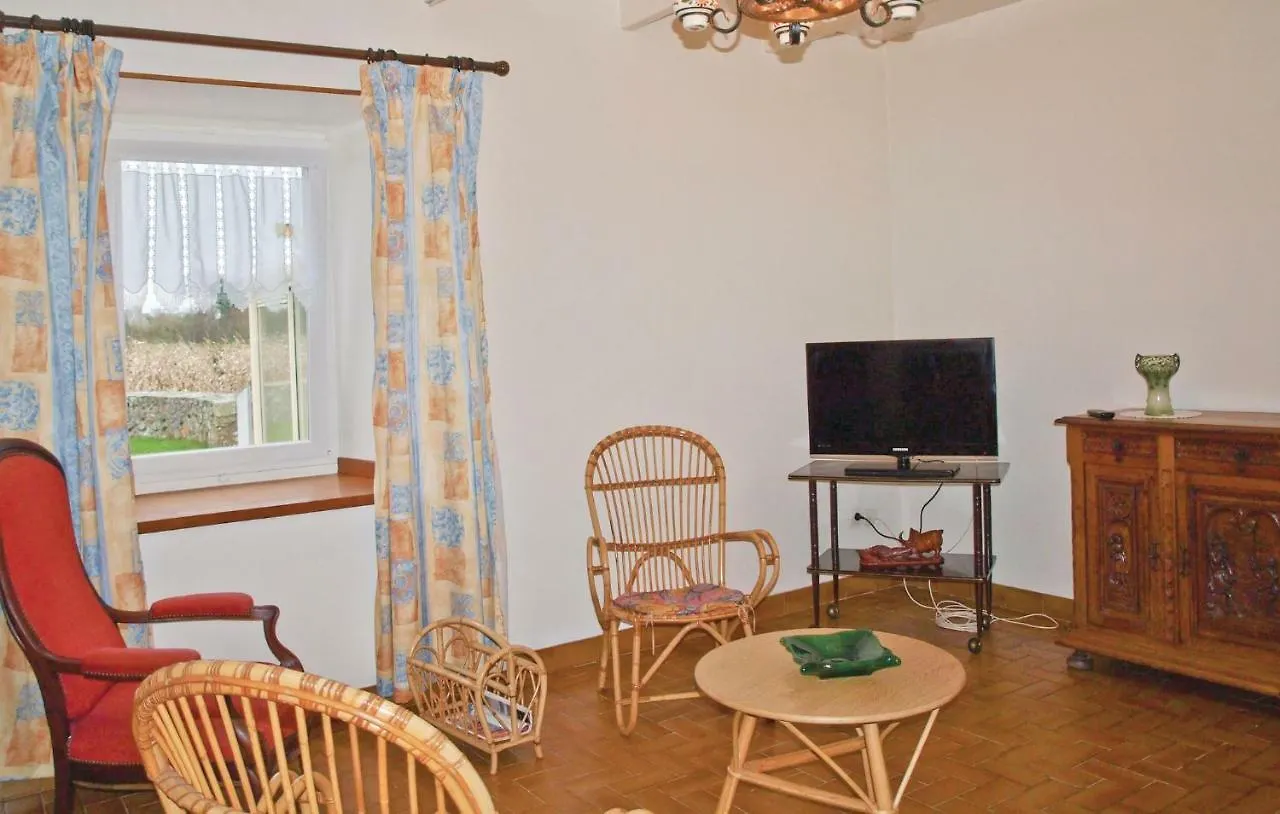 Nice Home In Kerbors With Kitchen 0*,  צרפת