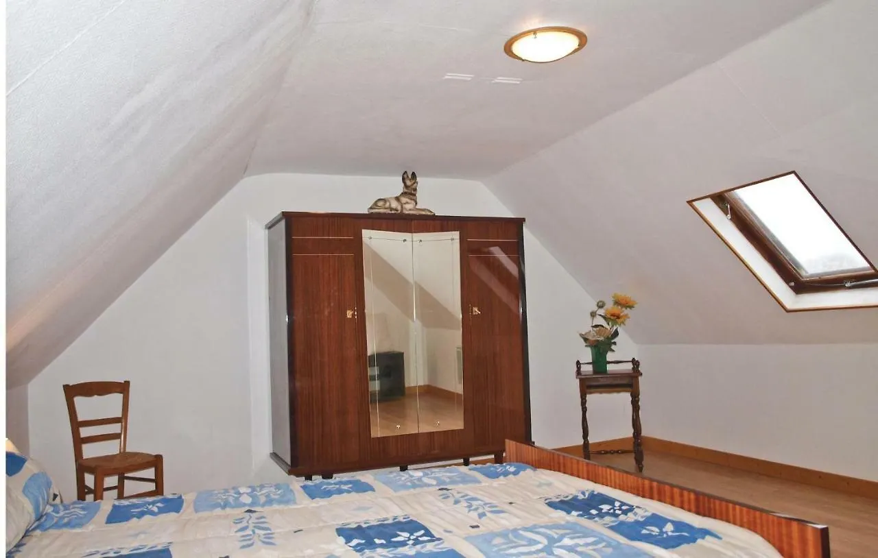 Nice Home In Kerbors With Kitchen בית נופש